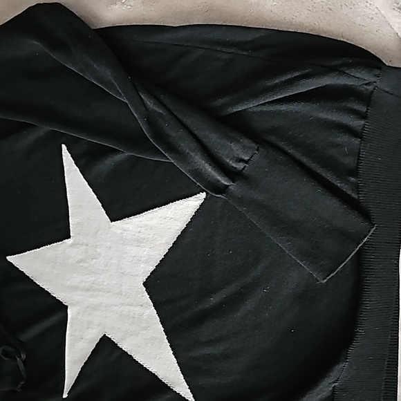 Sweater - Picture 3 of 4